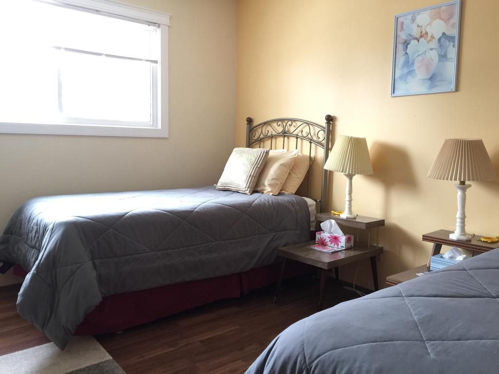 Wild Rose Bed & Breakfast Saskatoon Rum bild