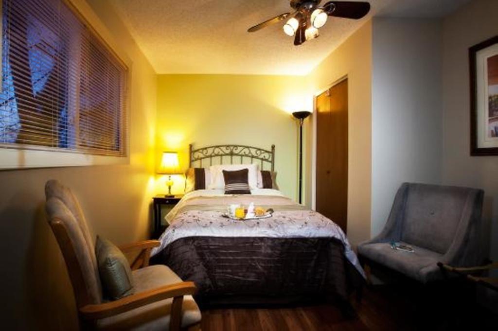 Wild Rose Bed & Breakfast Saskatoon Rum bild